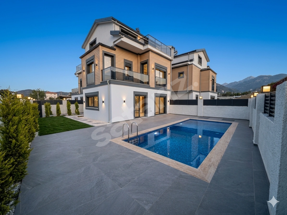 Fethiye Çamköy'de Satılık 4+1 Lüks Villa, Özel Havuzlu
