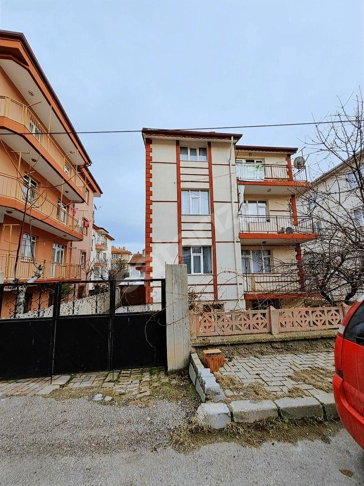 AFYON IŞILAY EMLAKTAN MAREŞAL FEV. ÇAK. MAH KOMPLE SATILIK BİNA