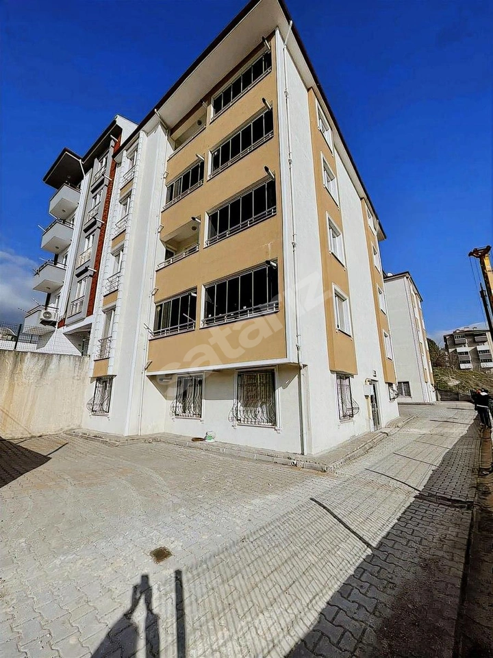 EKONOMİ EMLAK GÜVENCESİ İLE SATILIK 2+0 UYGUN FİYATA DAİRE