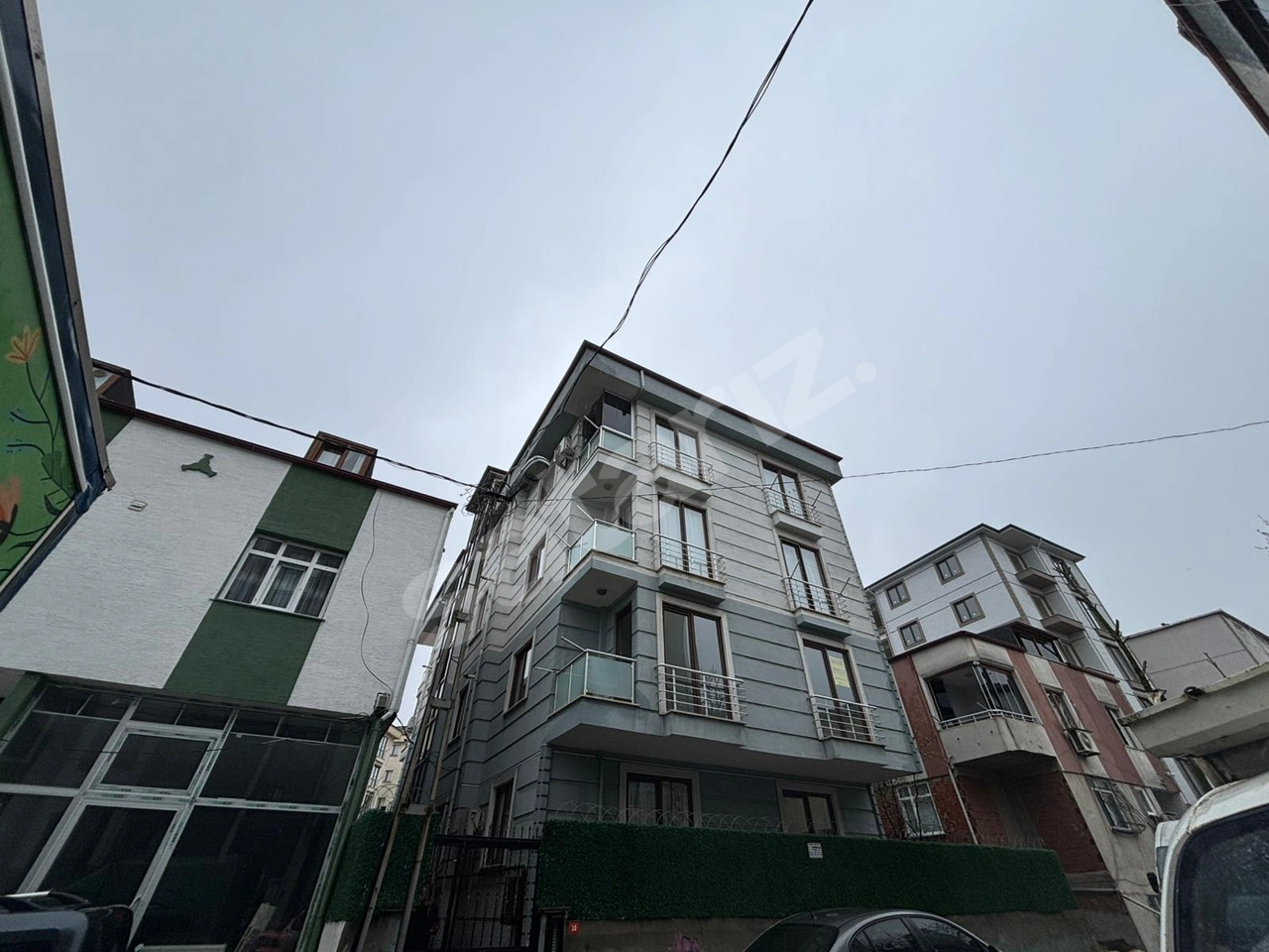 TUZLA MİMARSİNAN MAH'DE MERKEZİ KONUM İSKANLI SATILIK 3+1 DAİRE