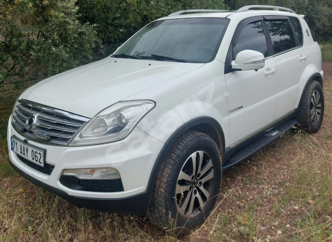REXTON W 4X4