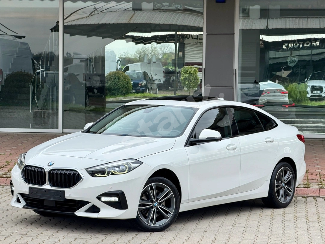 2020 BMW 216d CAM TAVAN ELK HFZL KOLTUK K.NOKTA 67BinKM BOYASIZ