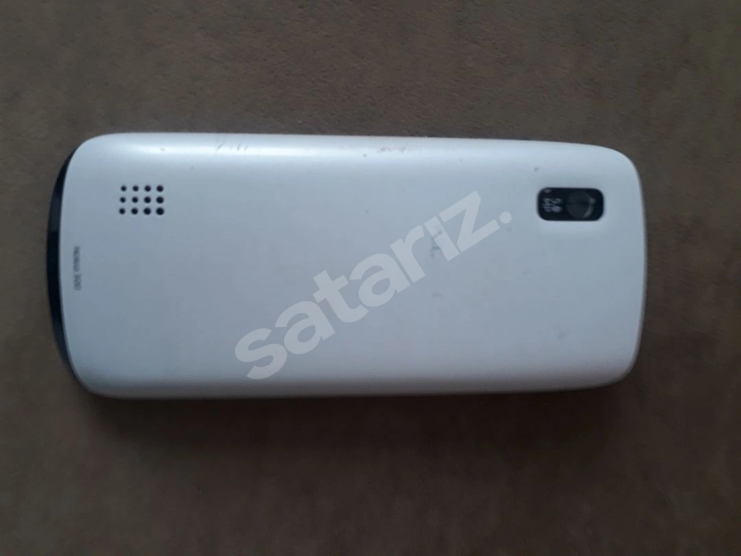 Nokia Yari Tuşlu Yarı Dokunmatik
