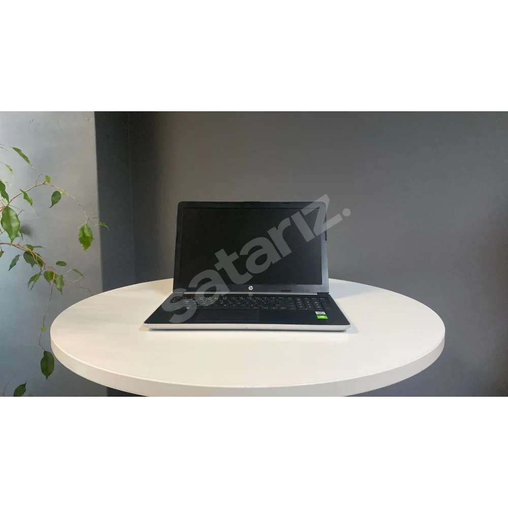 Hp 15-Da2026Nt Notebook İ5 10210U 8Gb Ddr4 256Gb M2 Ssd 2Gb Mx110 15.6"Fhd C Laptop 2.El