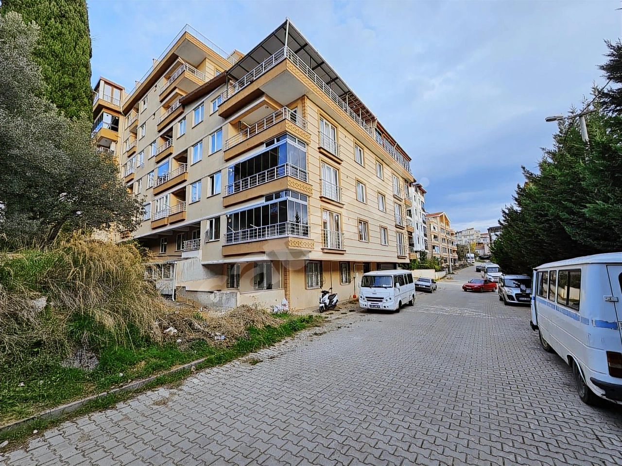 FİYAT DÜŞTÜ KISA SÜRELİĞİNE 2+1 EŞYALI DAİRE *İSKELE DE