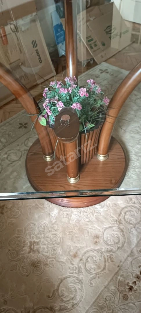 Sekizgen Cam Masa
