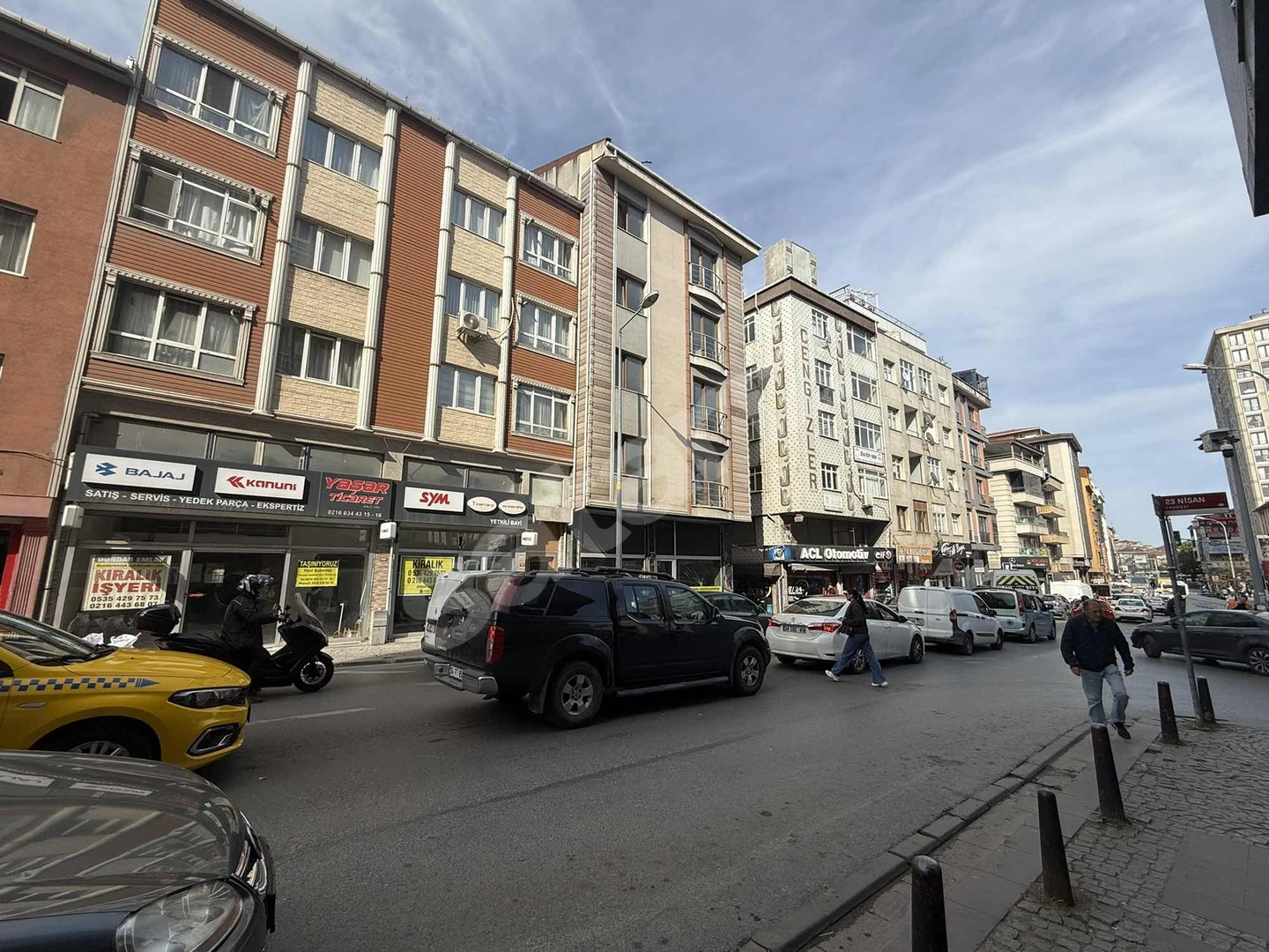 Cadde Üzeri 470 m² Net 3 Katlı & Bahçeli Kurumsala Uygun Ticari
