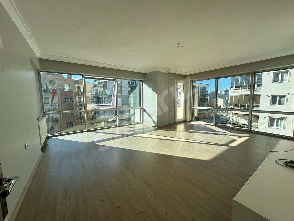 Arslan'dan Gazi'de Belediye Arkası Ara kat 3+1 Kiralık Daire