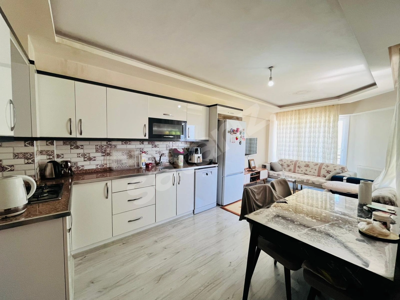 MURADİYE MAHALLESİ 3+1 120M2 M2 5 KATLININ 5KATI ASANSÖRLÜ