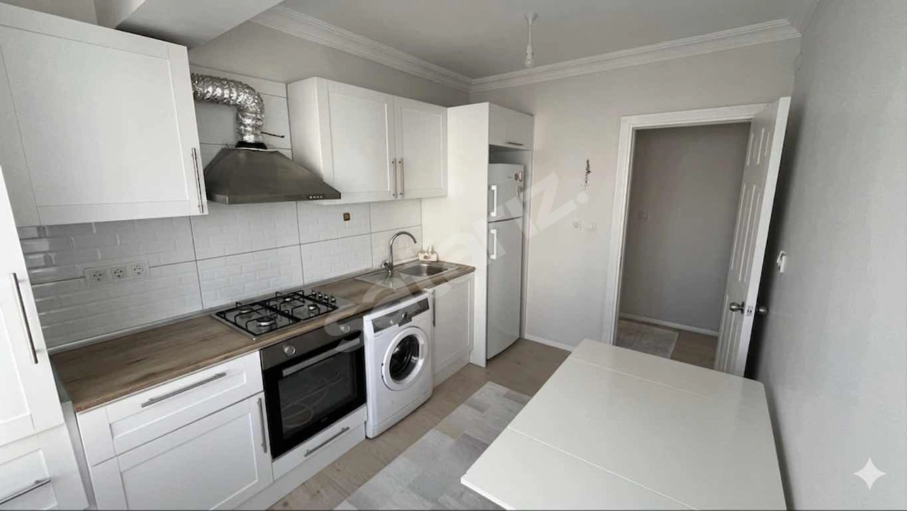 AKÇAY'DA SATILIK DENİZE YÜRÜME MESAFESİ 5+1 KAT DUBLEKSİ DAİRE
