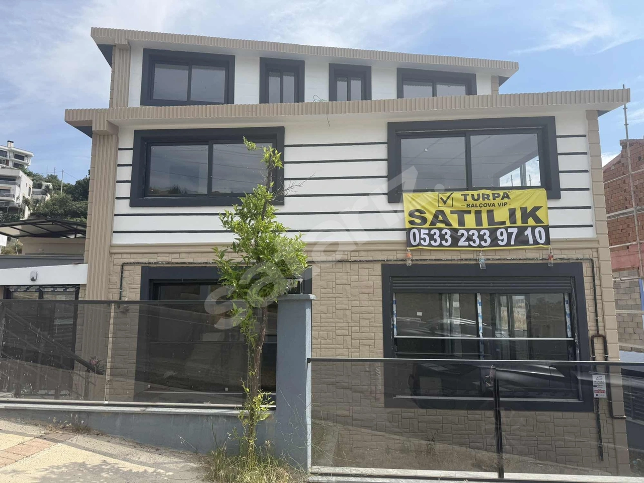 TURPA BALÇOVA'DAN ÇETİN EMEÇ'DE DAİRE FİYATINA VİLLA !!!!