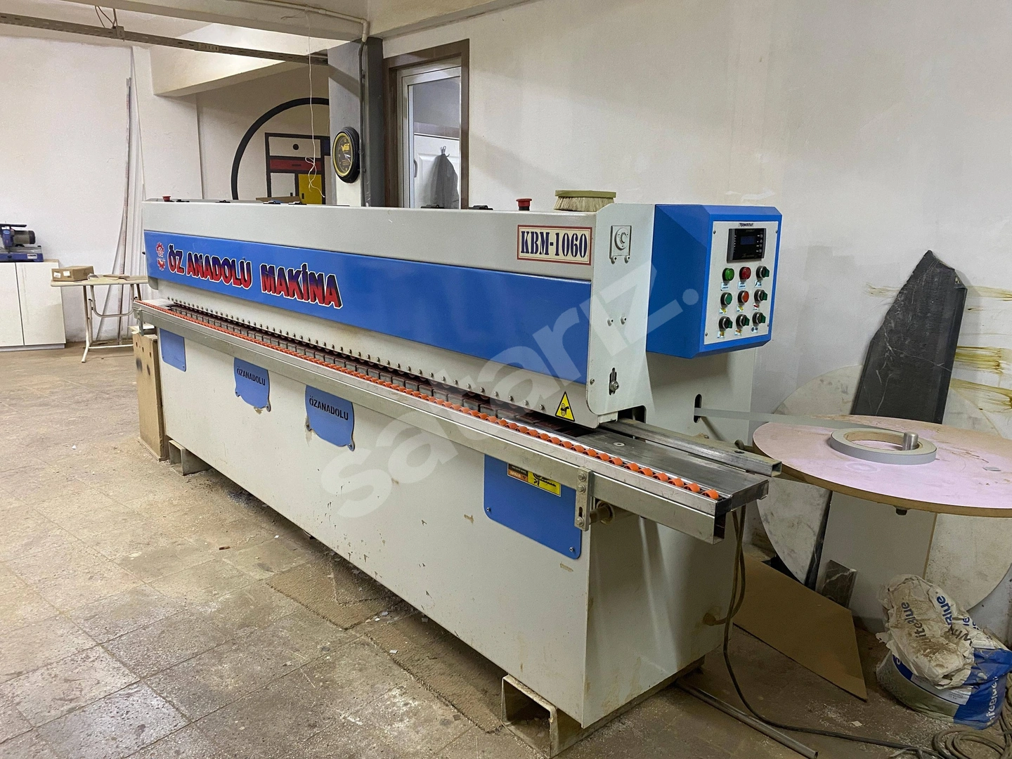 SATILIK  ÇİFT KATLI SICAK PRES , YATAR ÇİZERLİ DAİRE , ROBOTLU FREZE , ANADOLU MARKA PVC KENAR BANTLAMA , PALET ZIMPARA MAKİNESİ , MOBİLYA MAKİNELERİ