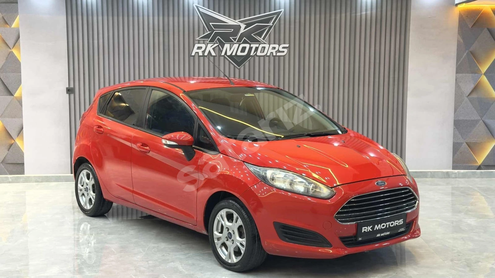 HATASIZ BOYASIZ 2015 FORD FİESTA 1.25 TRENDX LPG+JANT+HIZ SABİT