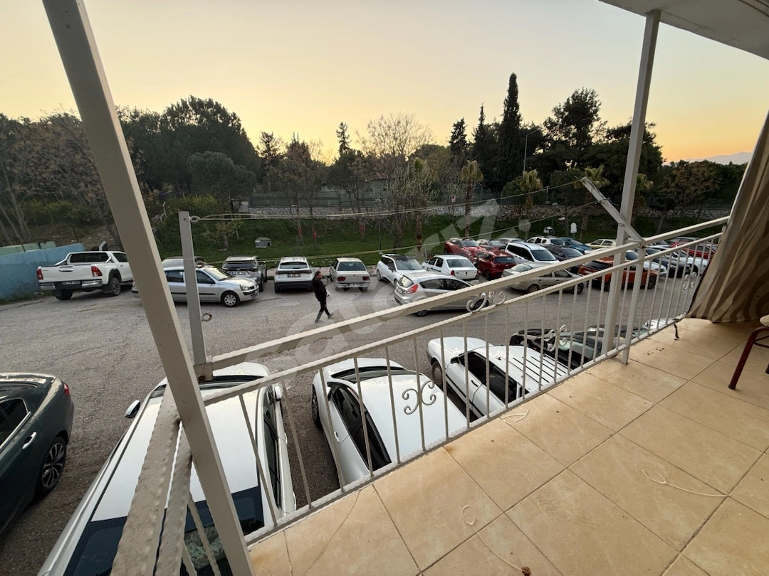 Manisa Yunusemre Akmescit Mh. 2+1 Önü Açık Kiralık Daire