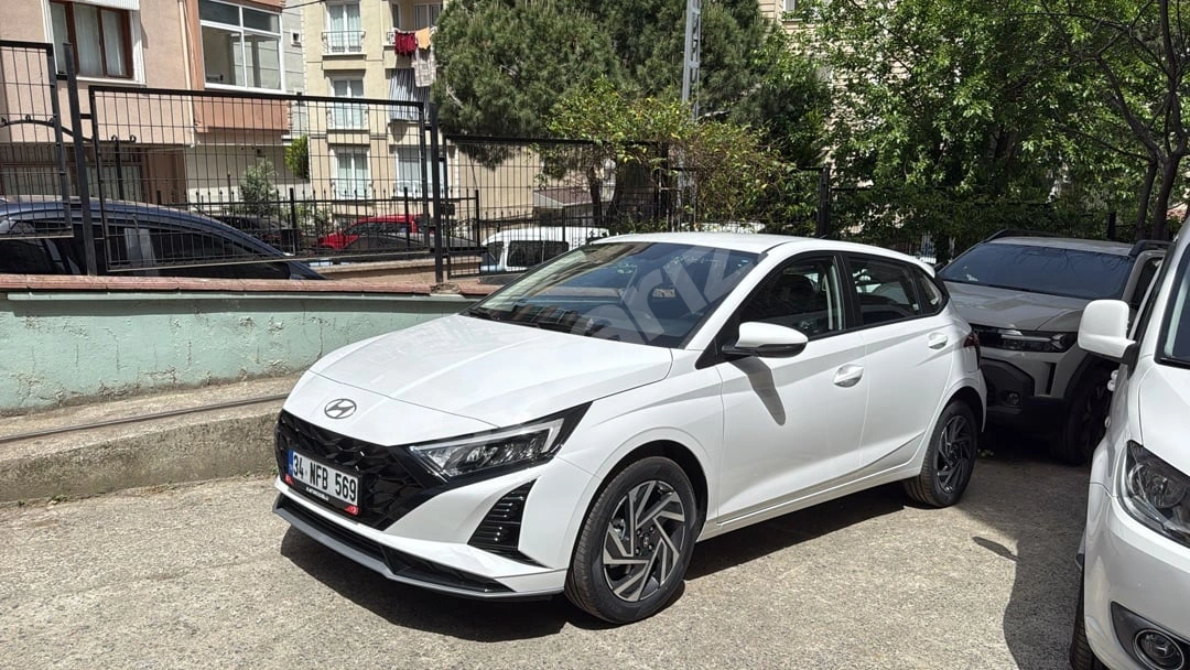 Hyundai i20 1.0T OTOMATİK STYLE+NAVİGASYON YENİ NESİL 2025 MODEL