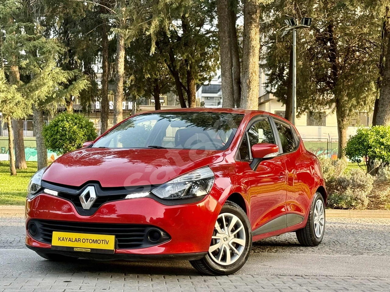 2015 ÇIKIŞLI CLİO 1.5 DİZEL JOY 118.000KM KUSURSUZ