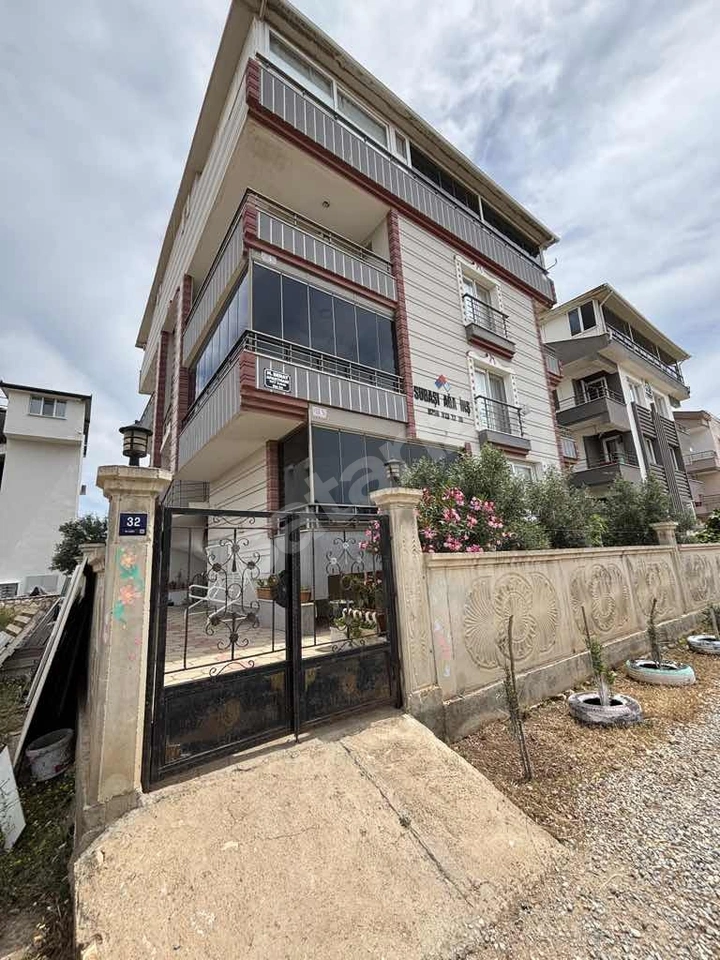2+1 GENİŞ SATILIK ARA KAT DAİRE
