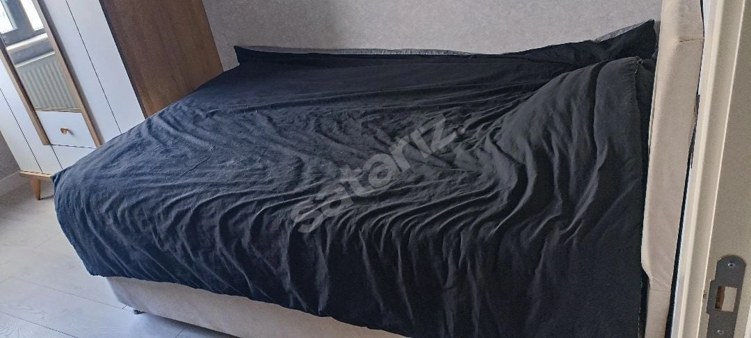 120x200 Başlık Ve Bazalı Yatak, Temiz Ve İyi Durumda,