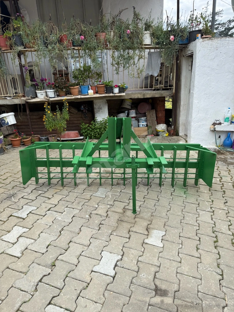 Taş Toplama Tırmığı