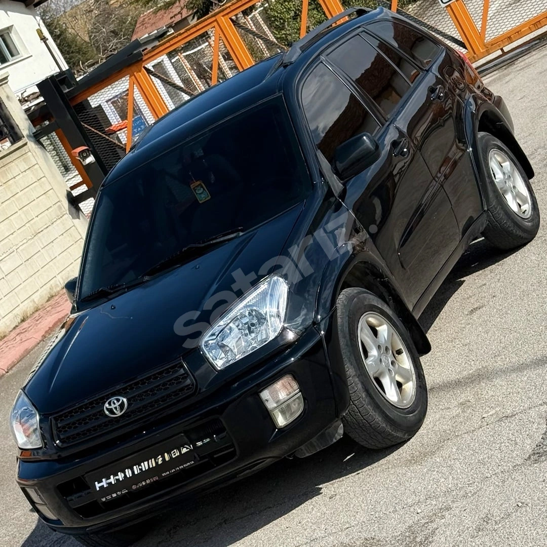 TEMİZ 4x4 RAV4 330xxx Km