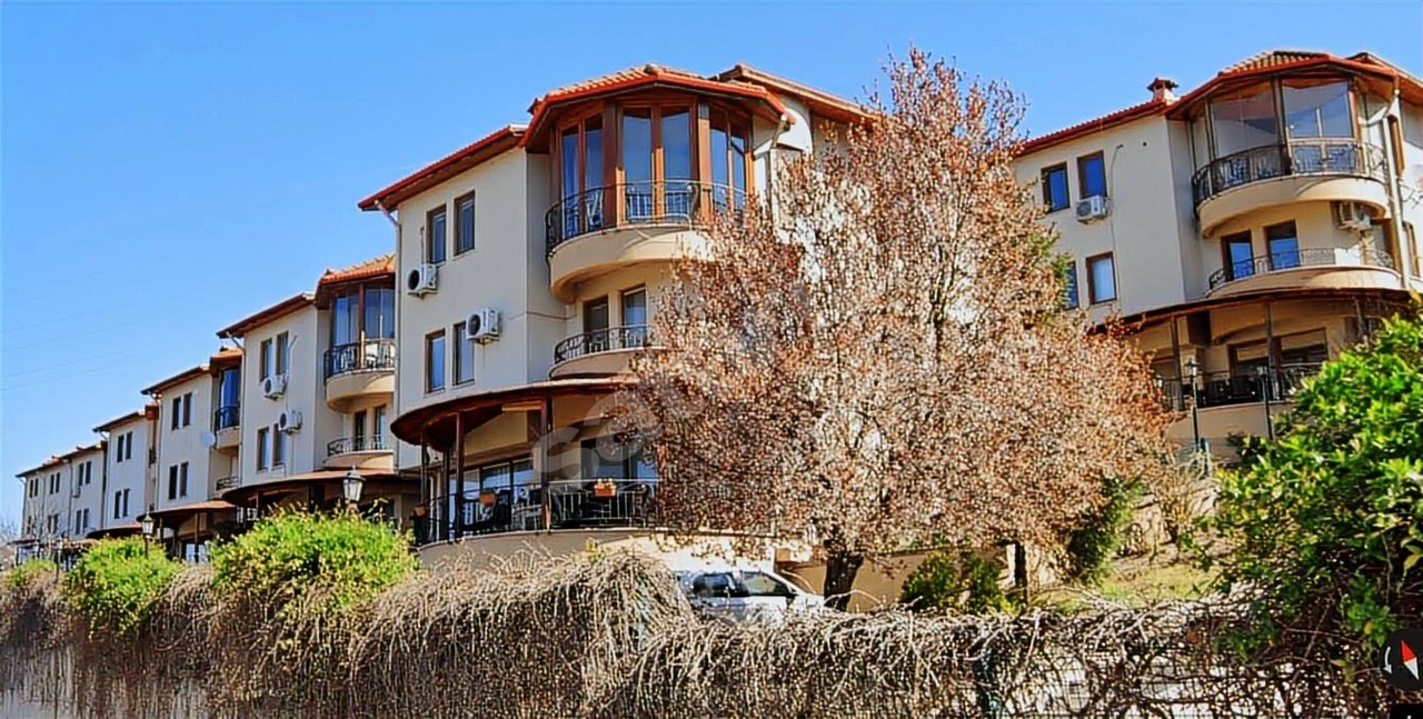 ACİL SATILIK İZMİT GÜLAÇTI VİLLALARINDA 4+2 TRİPLEX VİLLA