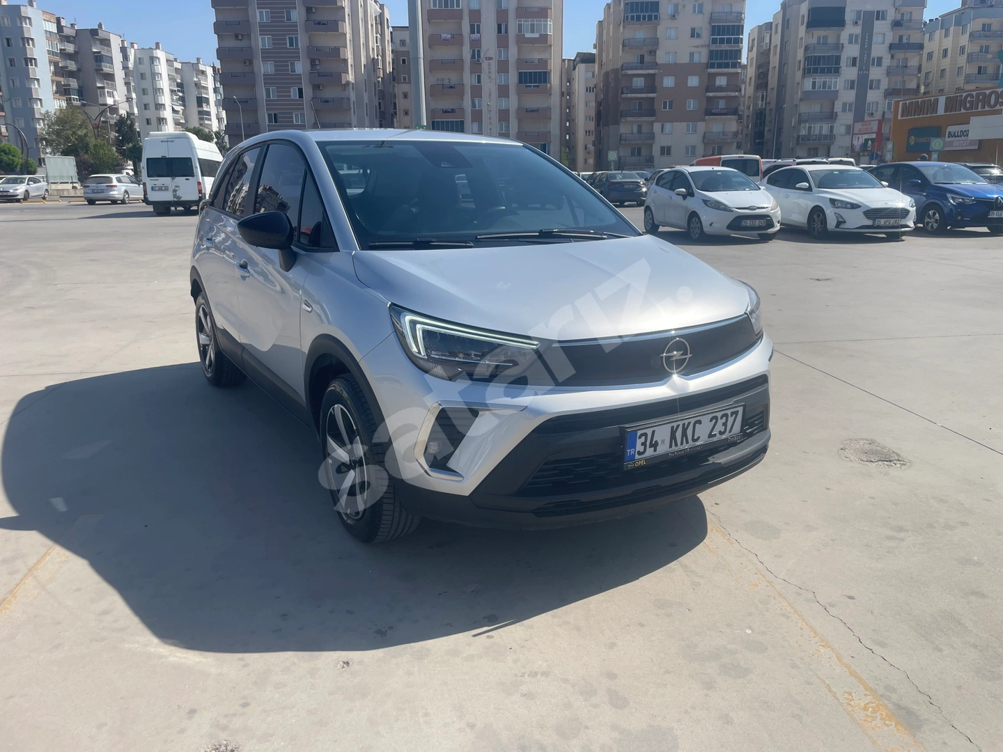 2024 crossland garantili servis bakımlı