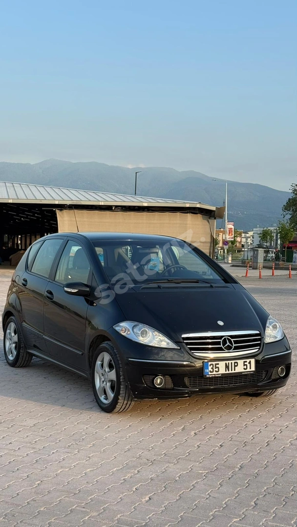 2005 MODEL MERCEDES A150