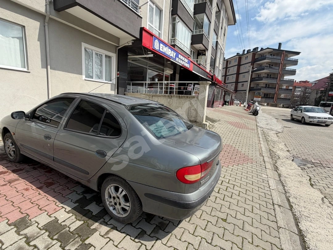 KLİMALI MEGANE 1 163 000 KM. TEMİZ ARAÇ