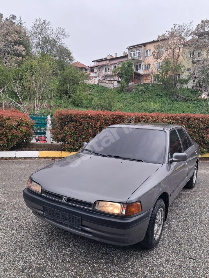 TEMİZ MAZDA 323
