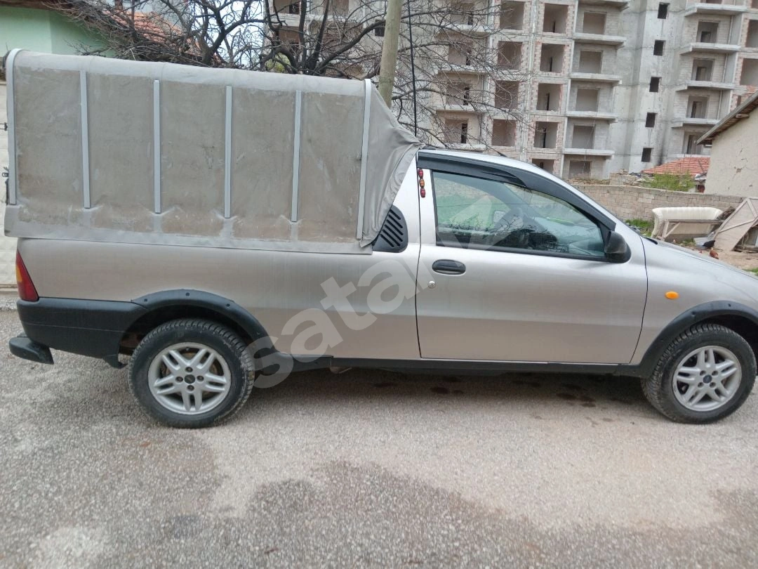 Avrupa İtalyan 2000 Model Strada