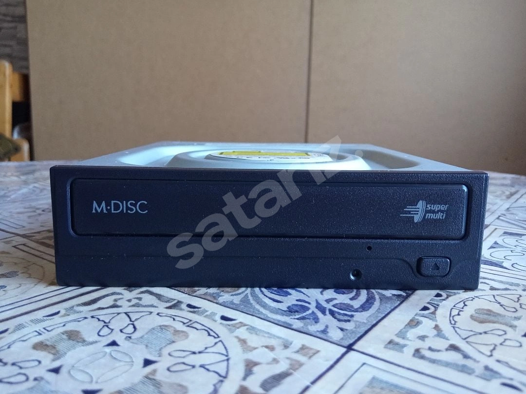 Hitachi DVD-Rom (GH24NSD0)