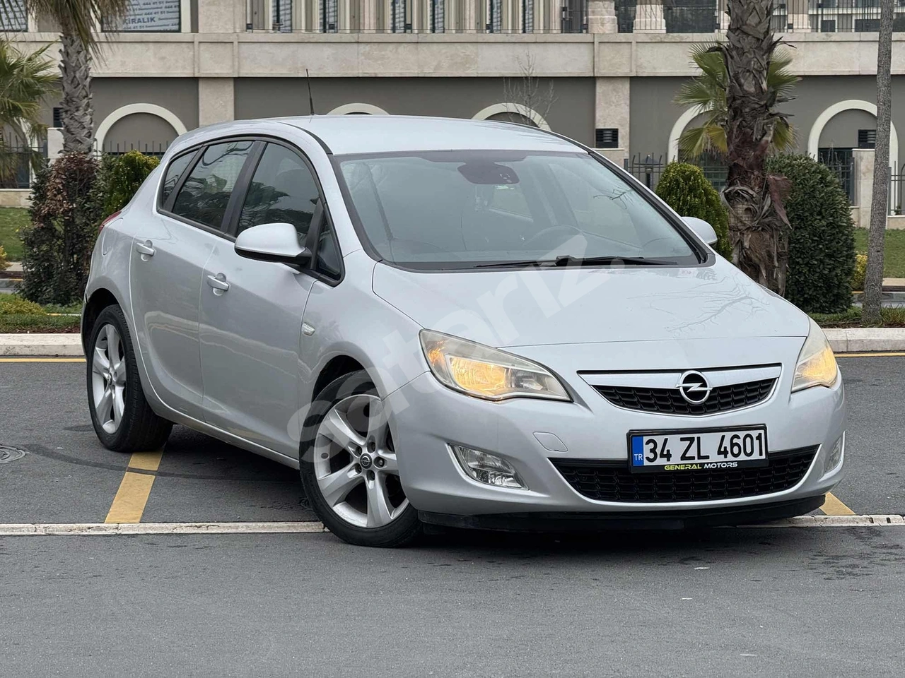 180.000 TL PEŞİN KALAN 36 TAKSİTLİ DEĞİŞENSİZ OPEL ASTRA DİZEL