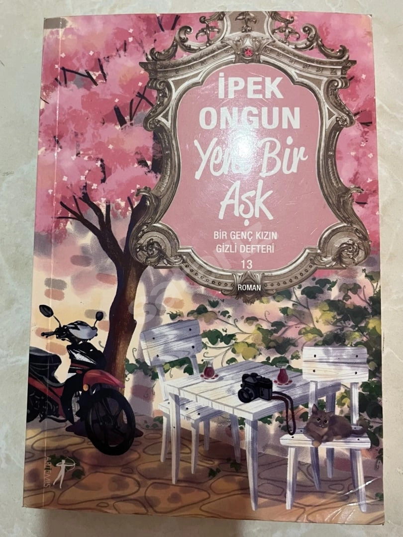 İpek Ongun Yeni Bir Aşk Kitabı