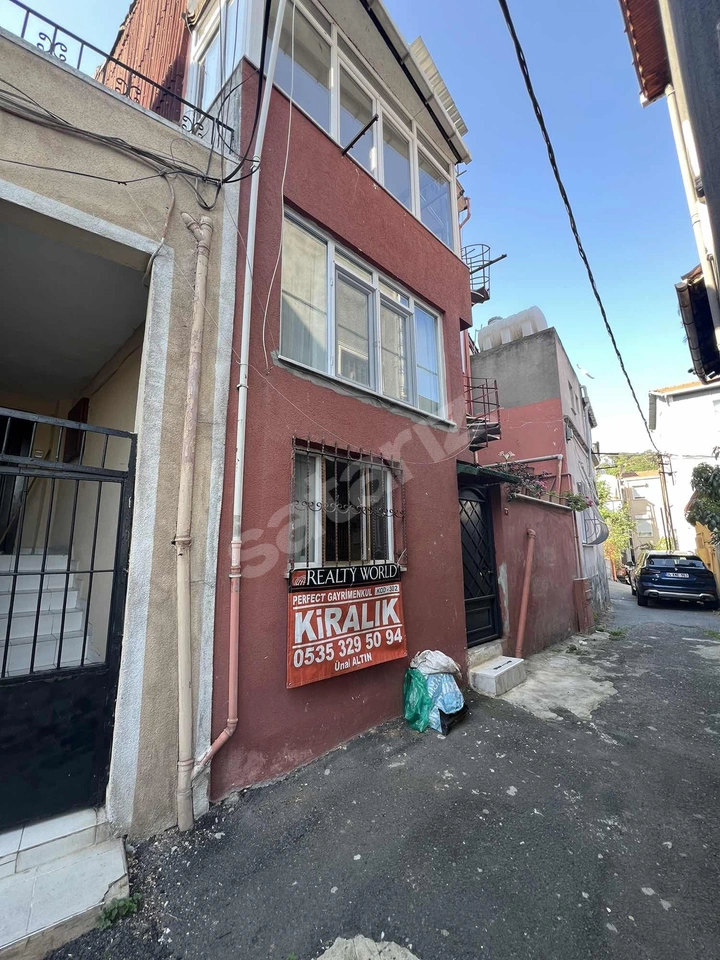 SARIYER MERKEZE YAKIN 2.KAT 2+1 ÖNÜ AÇIK 80 M2 ARA KAT DAİRE
