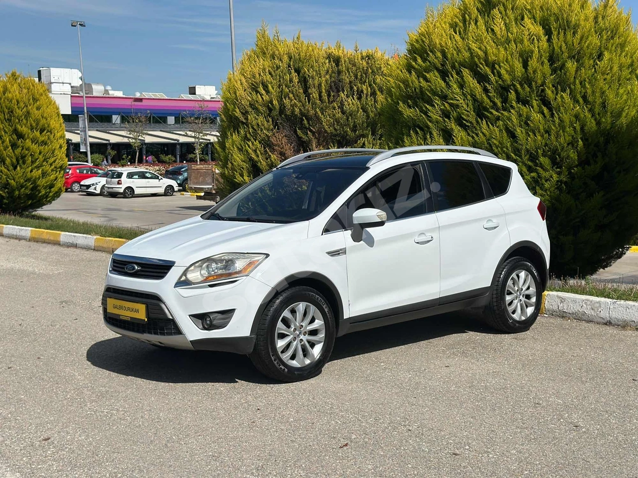 DURUKANDAN cam tavan kuga
