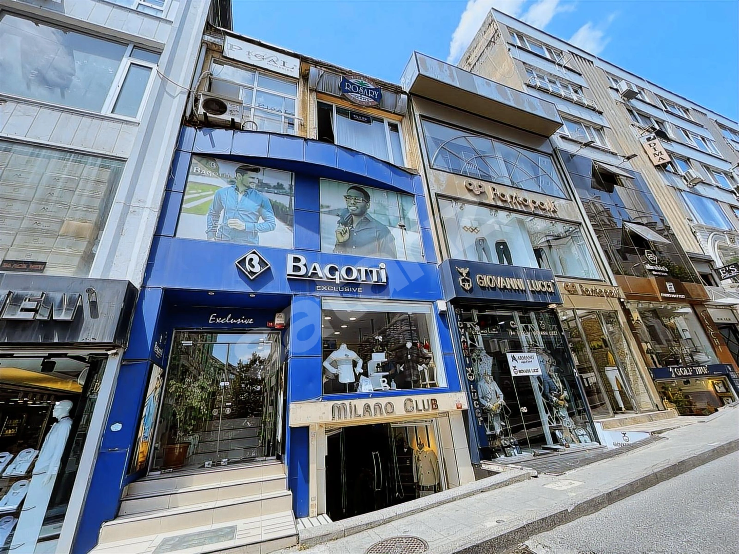 ŞİŞLİ OSMANBEY'DE SATILIK 4 KATLI KOMPLE BİNA İŞ YERİ & DÜKKAN