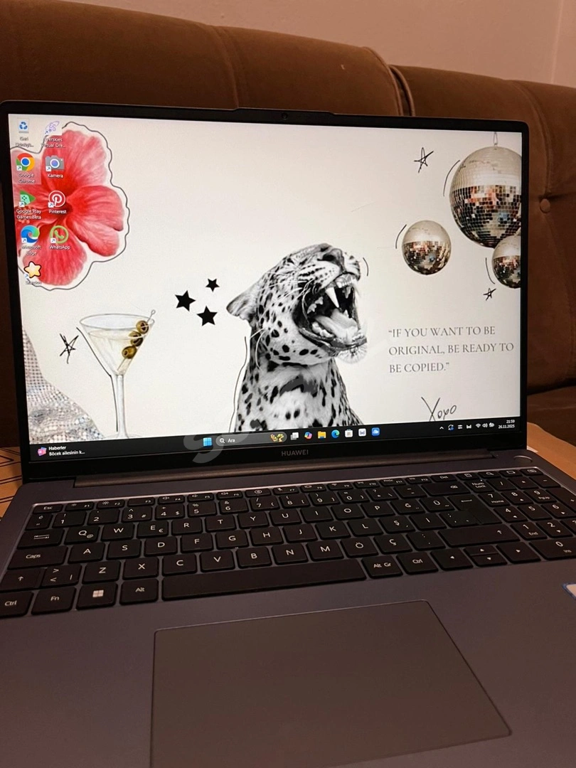 Bilgisayar Huawei (7 Eylülde Vatandan Alındı)