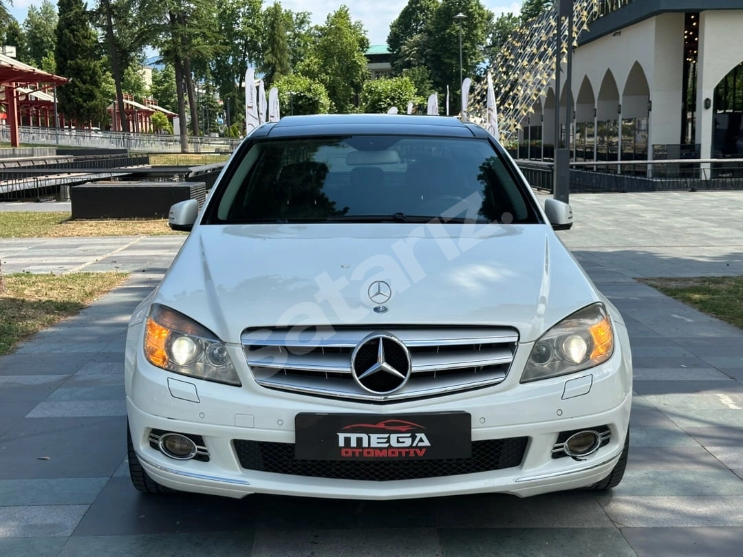 C180 MERCEDES DÜŞÜK KM DE