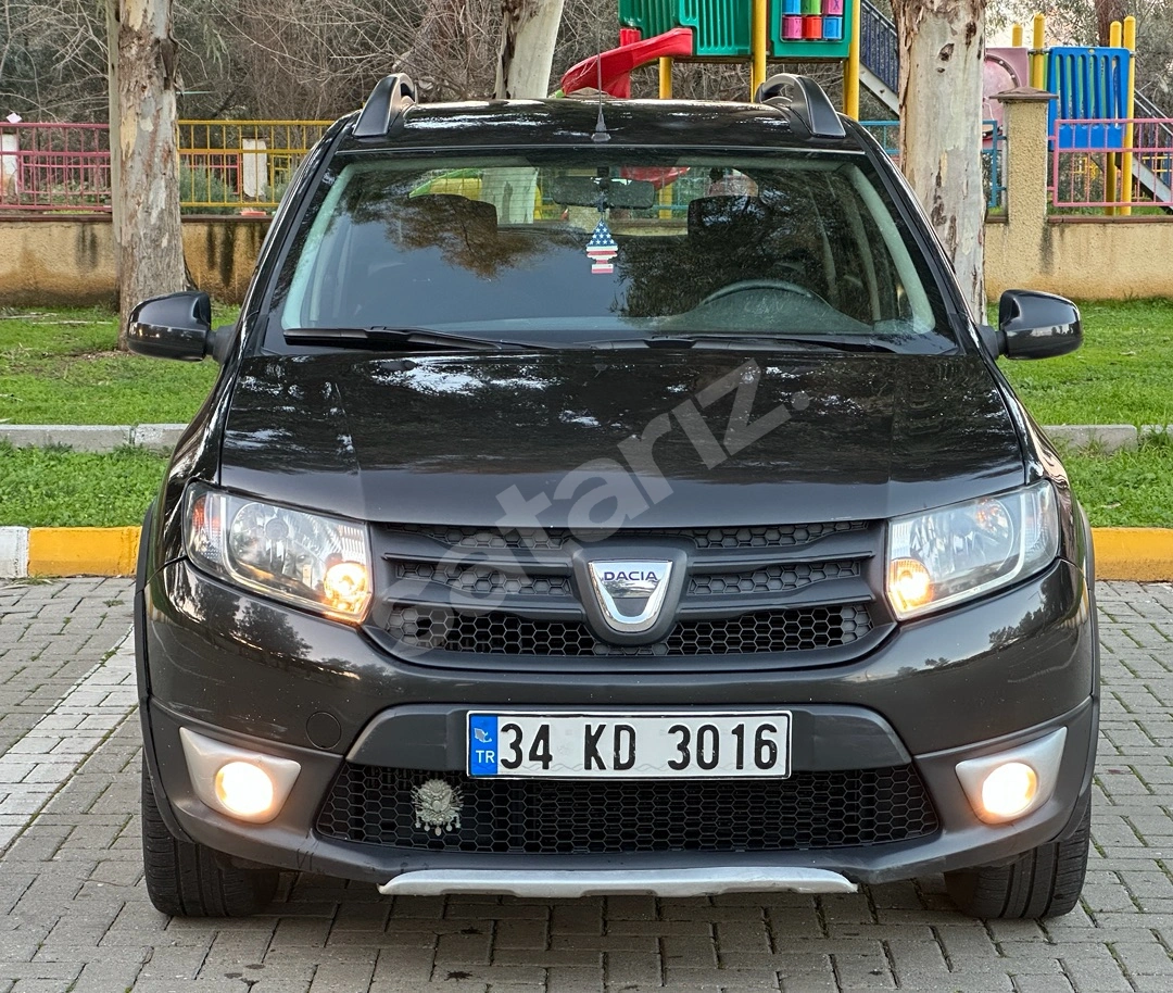 DACİA SANDERO TEMİZ KAZASIZ CAM GİBİ