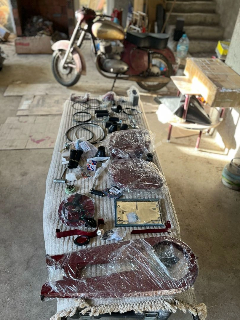 Jawa 250 353 Kyvakca Yedek Parçalar