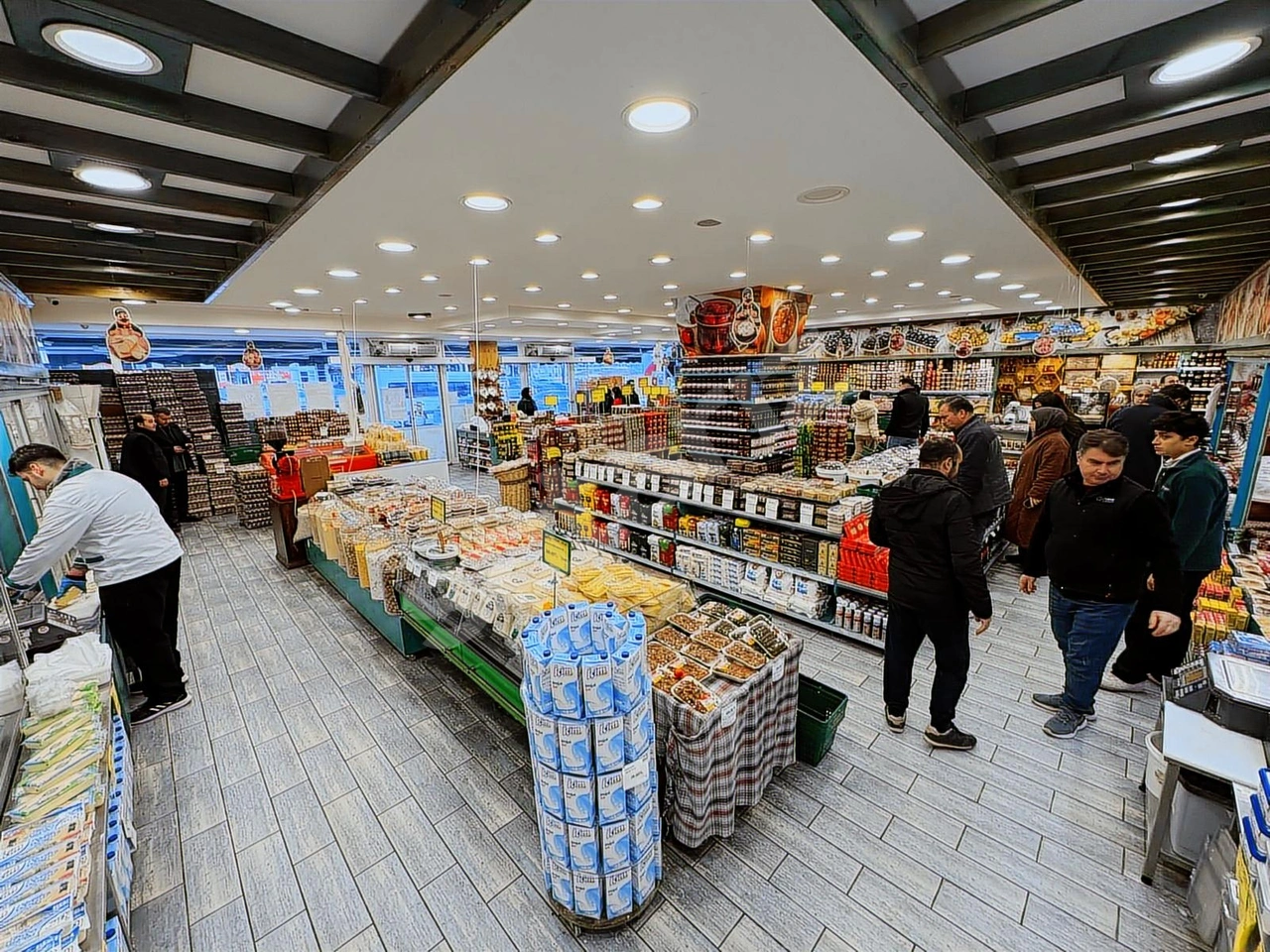 GEBZE MUTLUKENT MERKEZİ KONUMDA 287m² SATILIK DÜKKAN