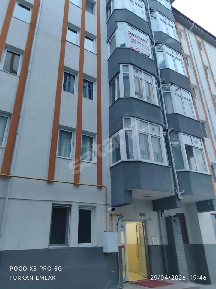 Yenice Ay Yıldız Sitesinde 3+1 Doğalgazlı Kiralık Daire