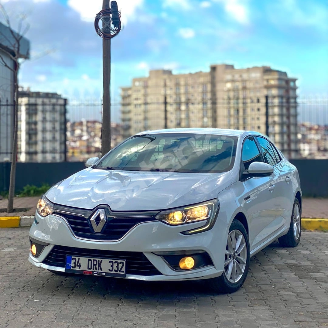 2021 ÇIKIŞLI EMSALSİZ TRAMERSİZ MEGANE