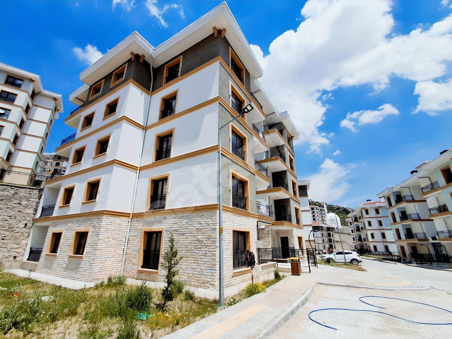 Afyon Kanlıca Gökçe Toki Kiralık 3+1 Daire Sıfır Arakat