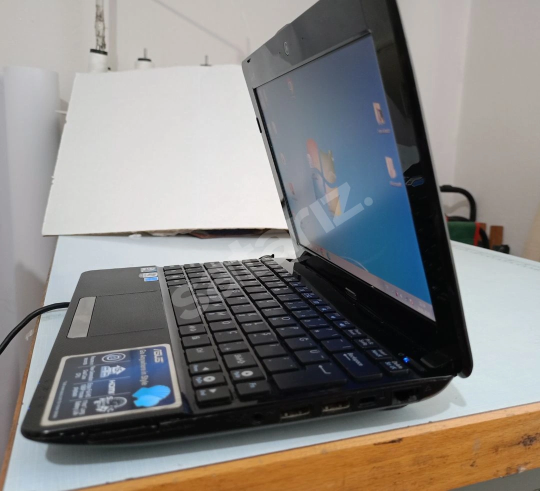 Asus Eee PC Laptop 1011CX