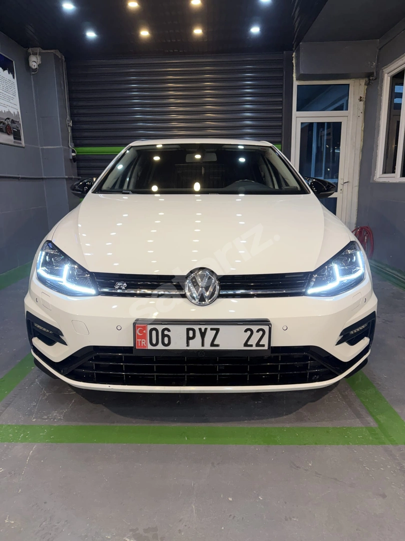 GOLF 7.5 R dönüşümlü temiz bakımlı ve deri koltuklu COMFORTLINE