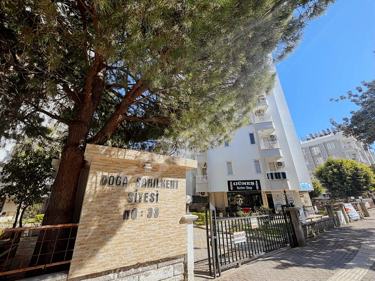 KONYAALTI LİMAN MAH.DOĞA SAHİLKENT SİTESİNDE 145 m² 3+1 KİRALIK