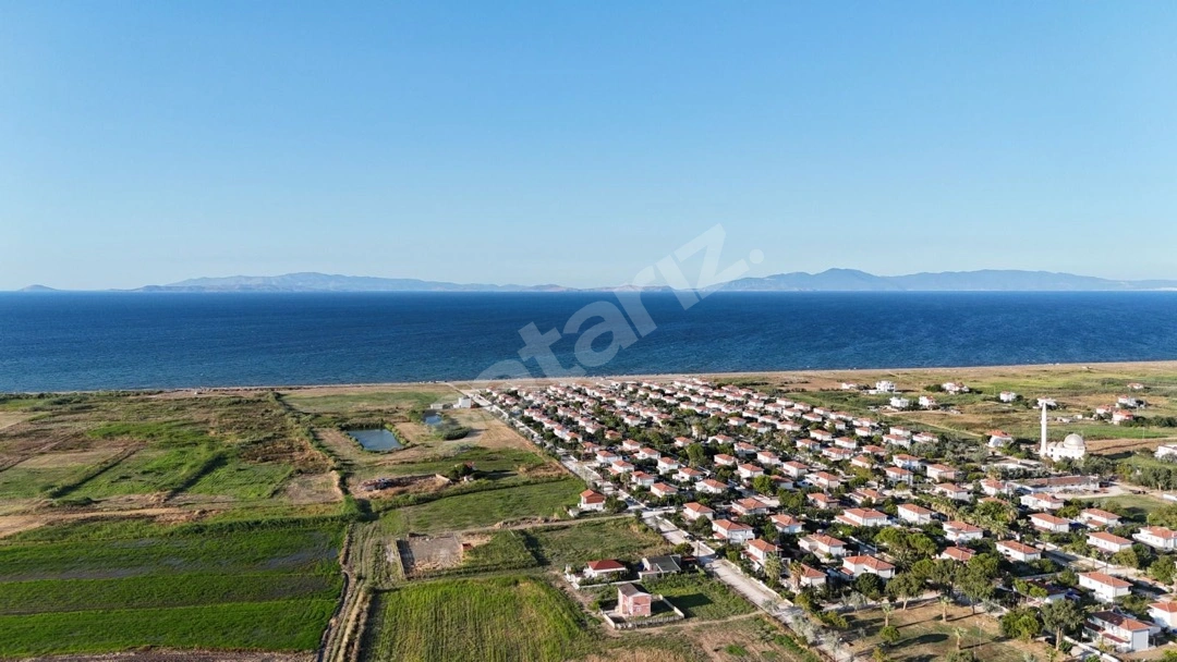 AĞABEYDEN ÇANAKKALE BİGA BOZLAR KÖYÜ 408 M2 Müstakil Tapulu