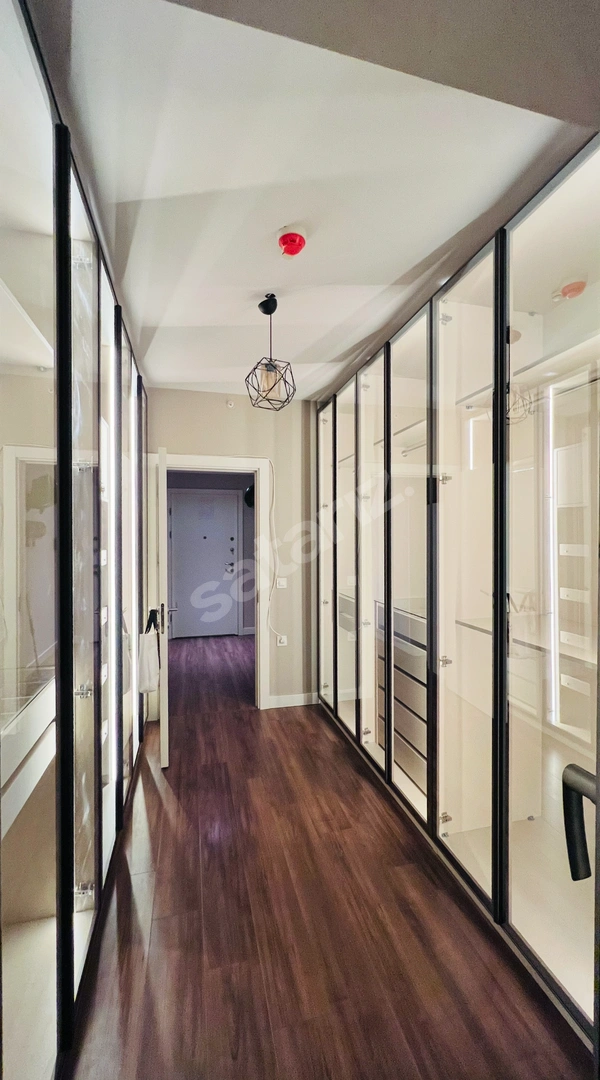 REFLEKTE CAMLI GARDROP 6 KAPILI