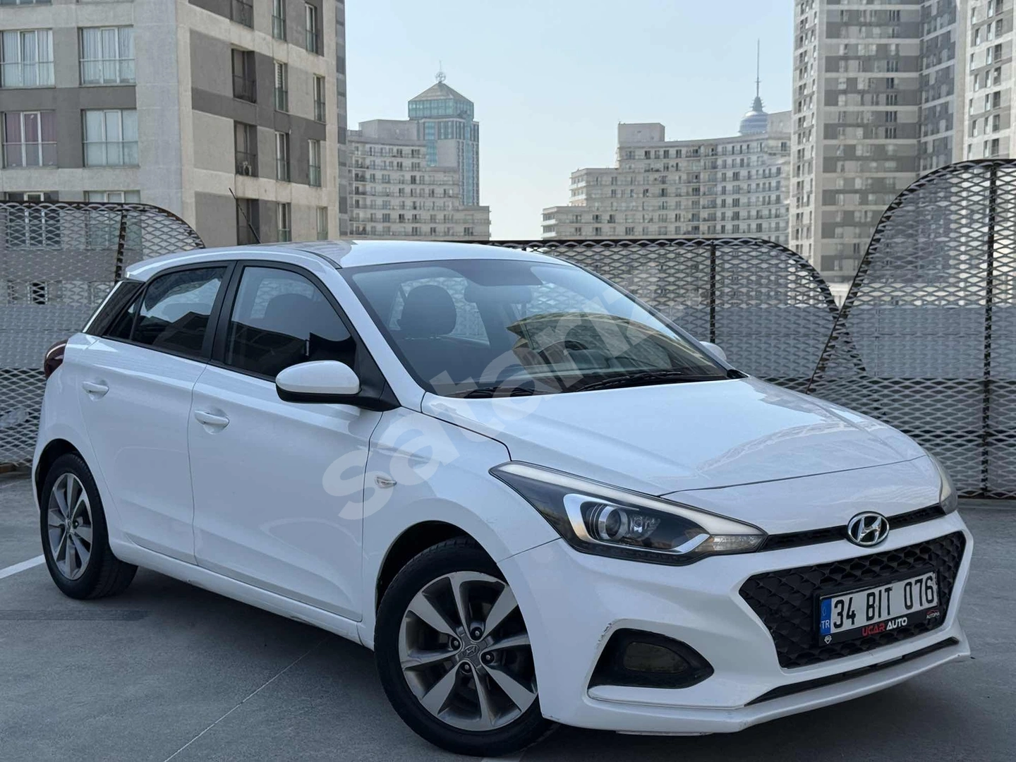 OTOMATİK İ20 STYLE DEGİŞENSİZ HASAR KAYITSIZ 280 BİN PEŞİN 36 AY